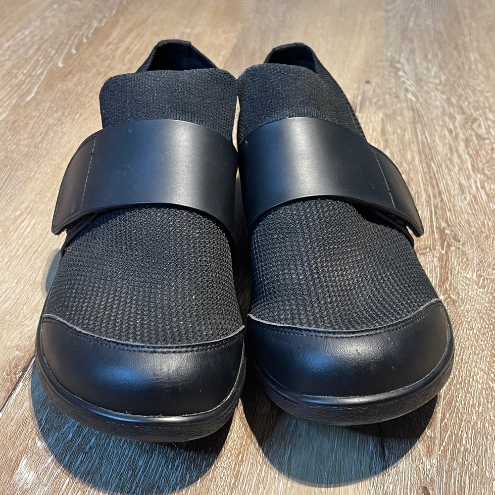 Alegria TRAC Women‎ Black Slip On Sneakers Mesh Fabric Upper Hook Loop Size 41
